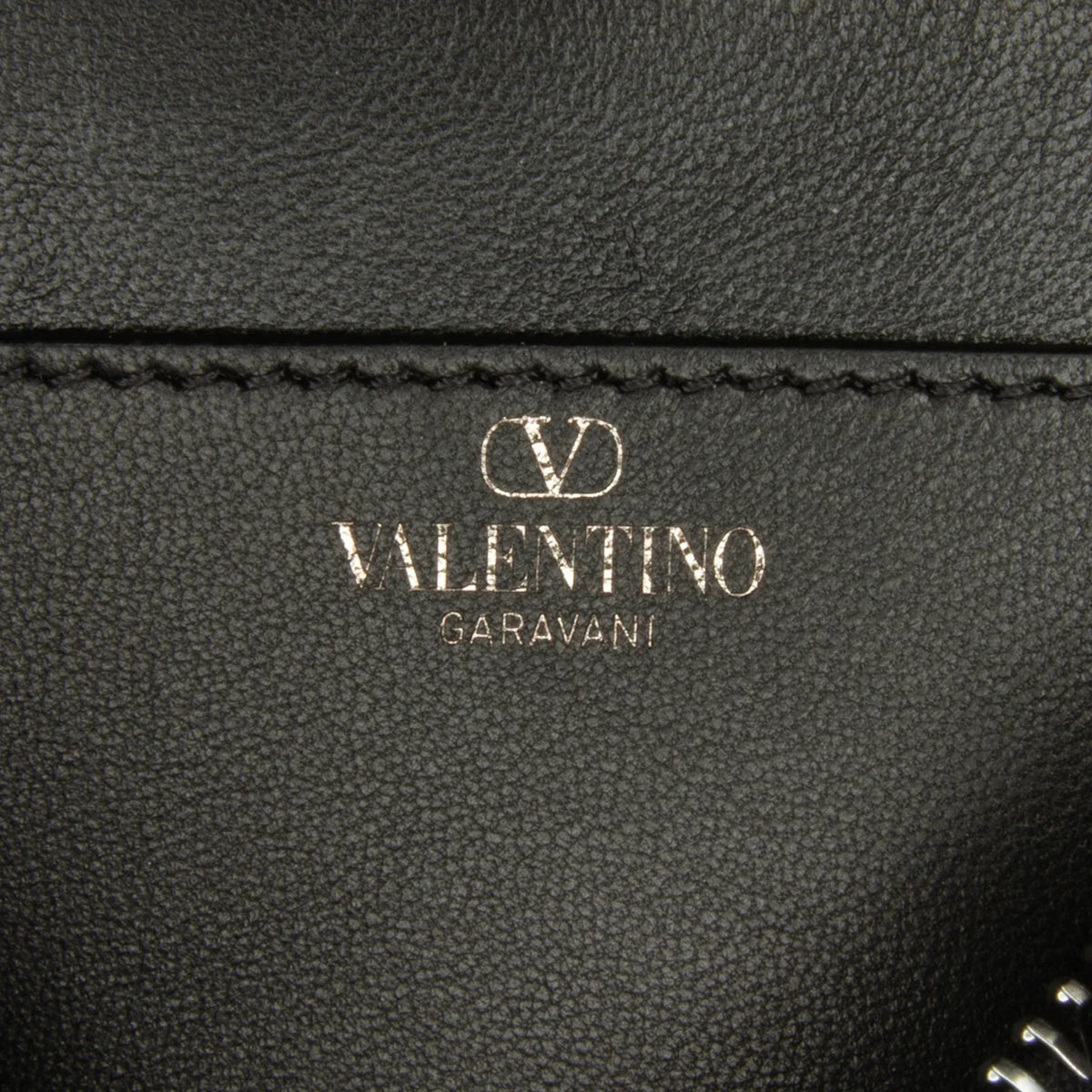 Pre-Owned Authenticated Valentino Rockstud East West Satchel Calf Leather Black Unisex (Good)