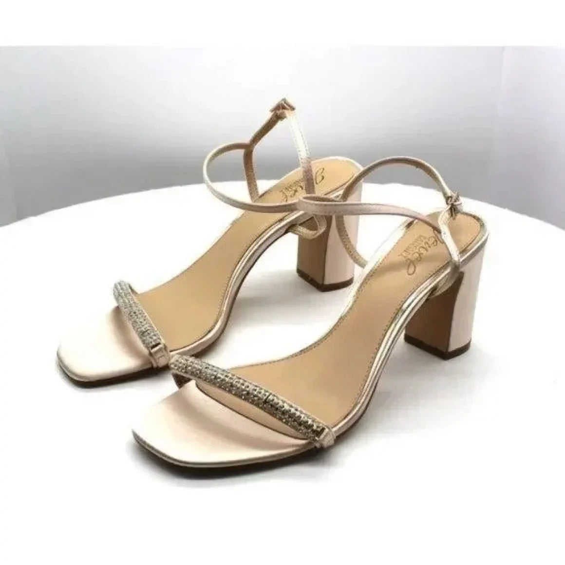 JEWEL BADGLEY MISCHKA Womens Beige Rhinestone Ankle Strap Charlee Round Toe Block Heel Buckle Dress Heeled Sandal 9.5 M