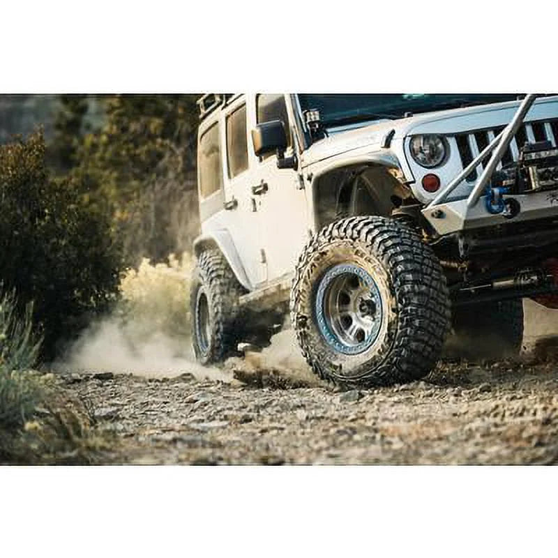 BFGoodrich Mud-Terrain T/A KM3 All-Season 35x12.50R17/E 121Q Tire