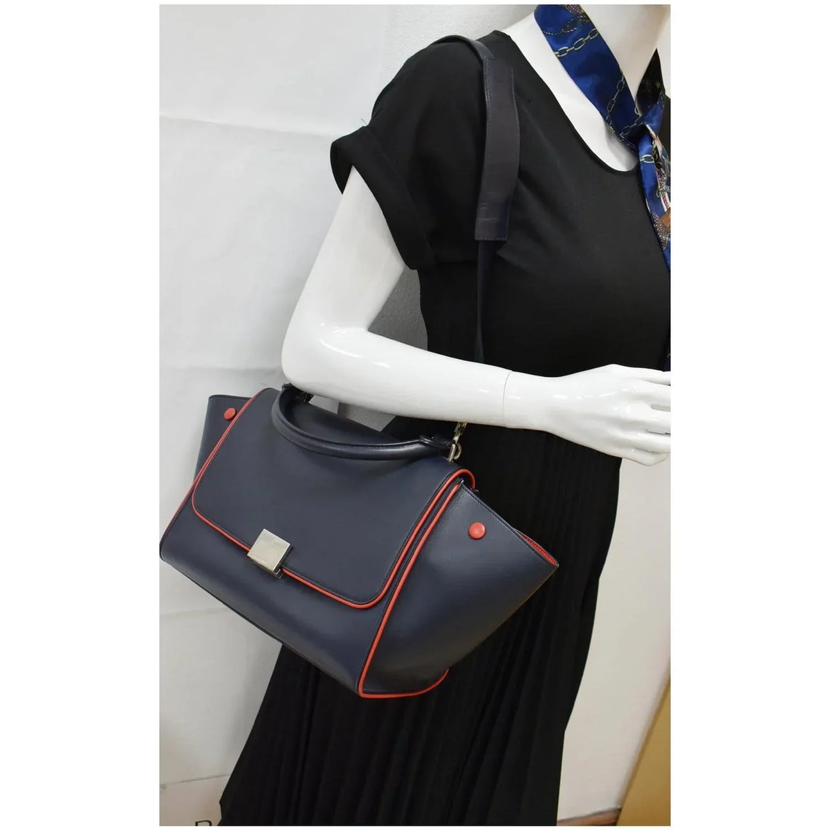 Pre-owned CELINE Trapeze Small 2way Leather Tote Shoulder Bag Blue