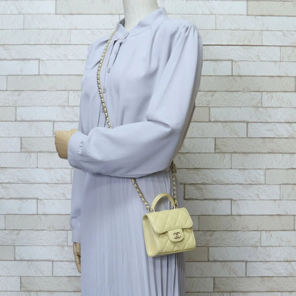 Pre-Owned CHANEL Matelasse Shoulder Bag Lambskin AP2682 Yellow Women's (Good)